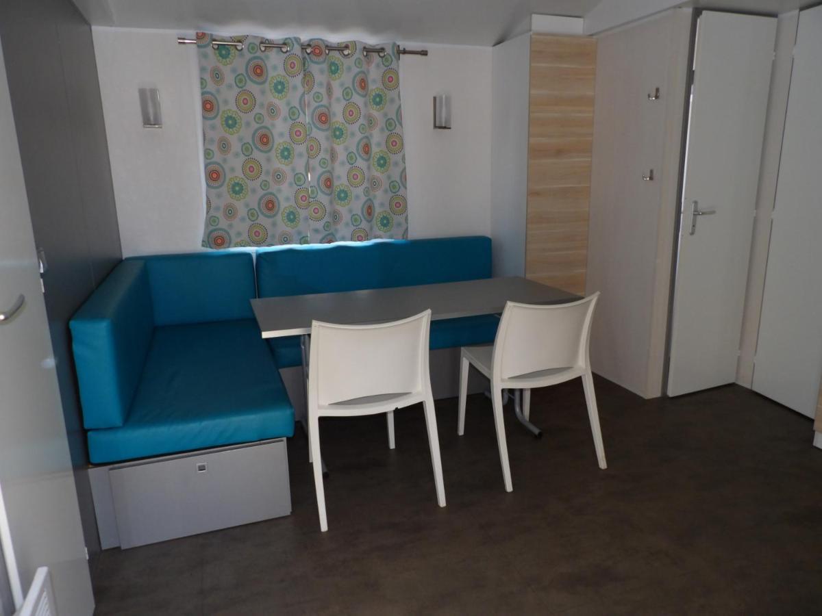 Mobil-Home Terrasse Semi-Couverte Limeuil Zewnętrze zdjęcie